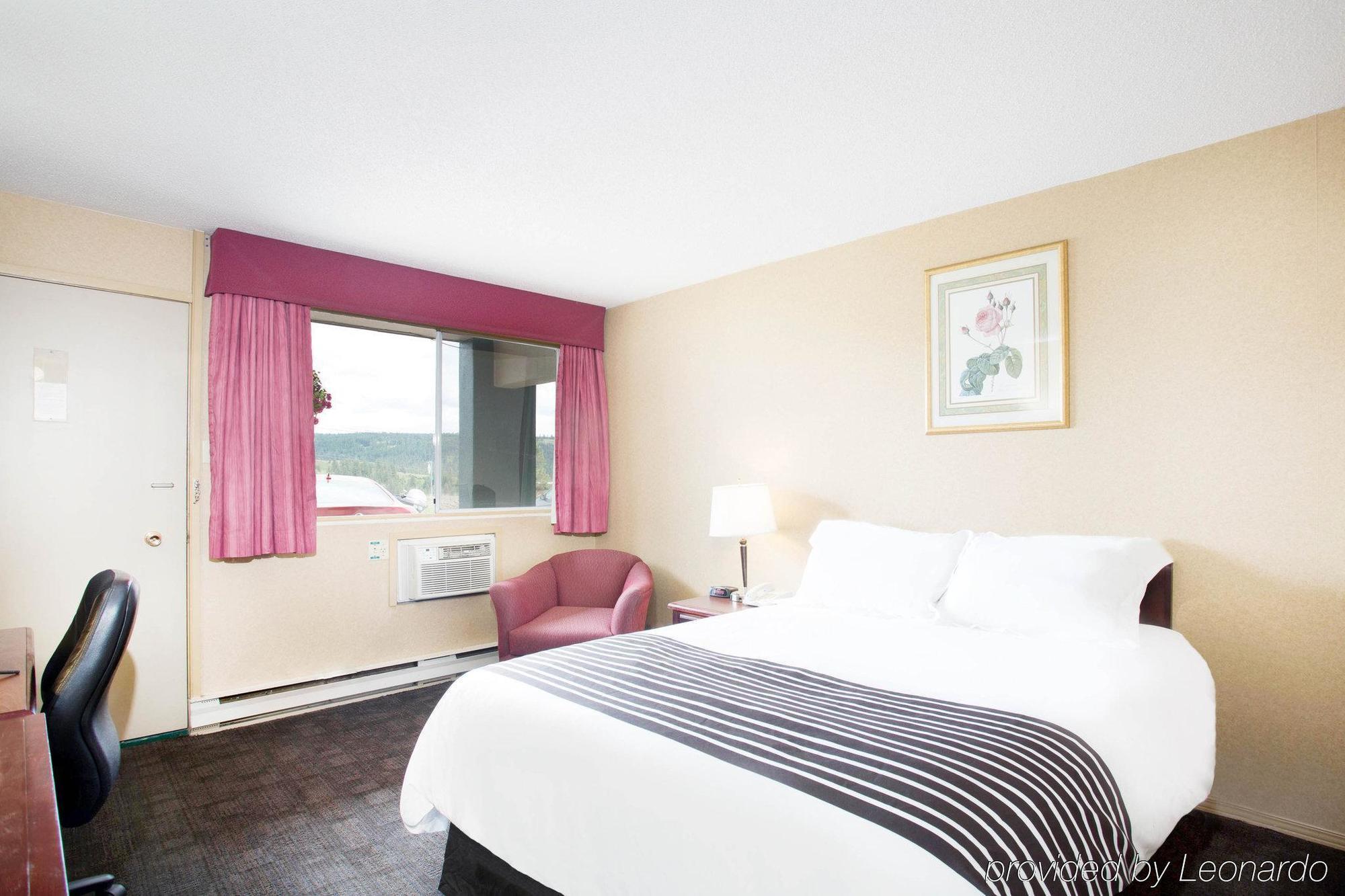 Sandman Inn Princeton Extérieur photo